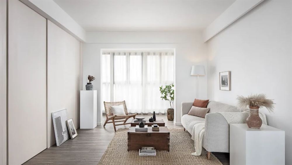 廣州市鴻成&middot;珠江玥現(xiàn)代簡約風(fēng)格三居室裝修案例